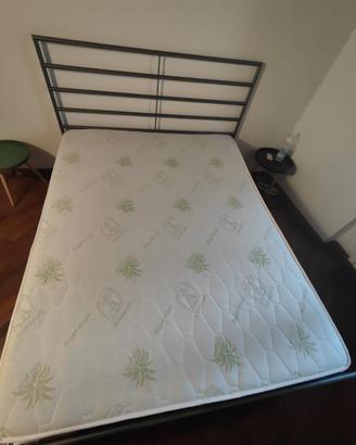 letto struttura metallo Ikea Heimdal