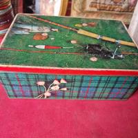 scatola in latta vintage 