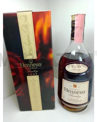 LIQUORE HENNESSY PRIVILEGE
