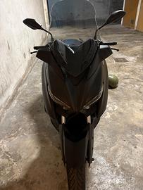 Yamaha X-Max 300 - 2019