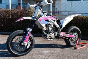 Honda CRF 450 Motard uso pista