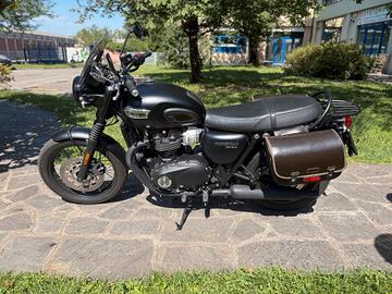 Triumph Bonneville T100 BLACK