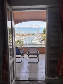 trilocale sul molo 
