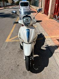 Piaggio beverly 300 i.e.