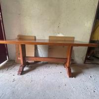 tavolo in legno massello