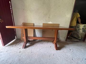 tavolo in legno massello