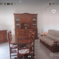 Soggiorno completo in castagno