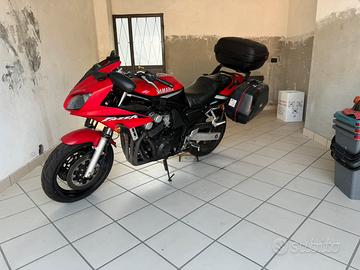 Yamha fazer 600 (incidentata)