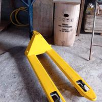 Transpallet manuale