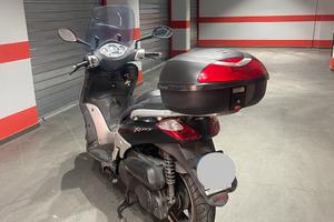 Scooter XCity 250cc