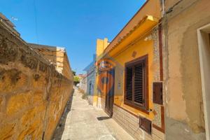 Castelvetrano Casa Indipendente Con Terrazzo