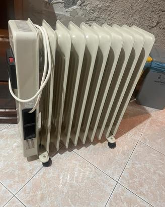Radiatore elettrico a olio Laminox 2000W con termo