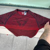 T-Shirt Guess