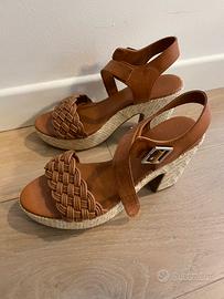 Sandali con zeppa Lora Ferres tg 40