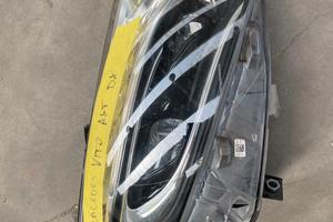 Faro anteriore destro Mercedes Vito