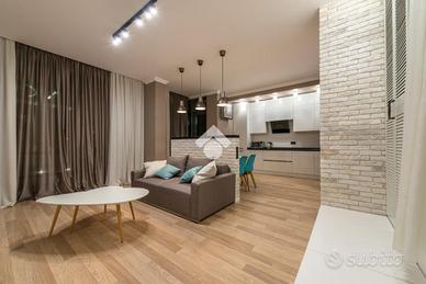 4 LOCALI A MONTEBELLUNA