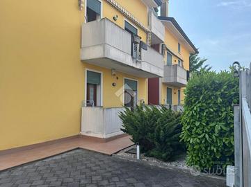 3 LOCALI A DUE CARRARE