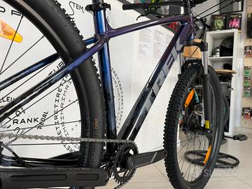 TREK Marlin 4 in taglia L da 29 pollici