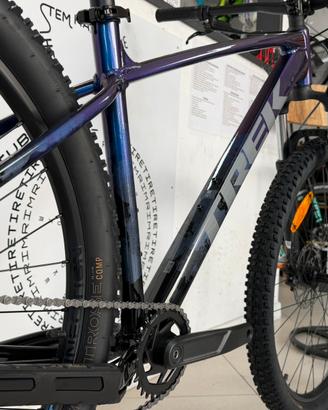 TREK Marlin 4 in taglia L da 29 pollici