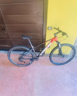 Trek marlin 7 29”