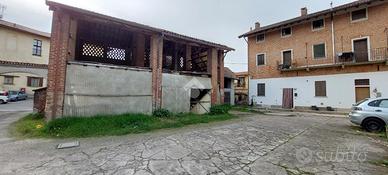 RUSTICO A ROBECCO SUL NAVIGLIO