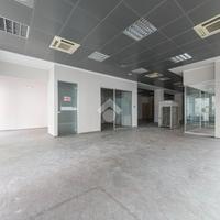 MULTILOCALE A MANFREDONIA