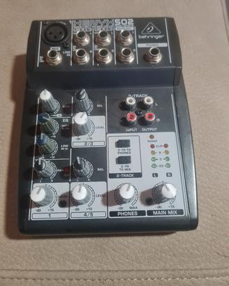 Behringer XENYX 502 Mixer premium a 5 ingressi e 2