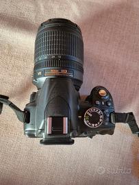 Nikon D3100 + Obiettivo 105 mm + accessori
