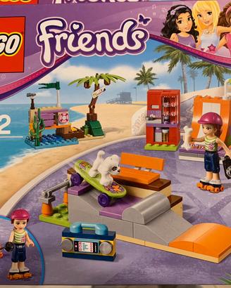 LEGO FRIENDS: Heartlake Skate Park (41099)