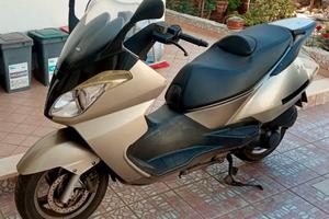 Aprilia Atlantic 200