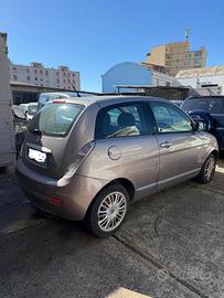 Lancia Y anno 2011