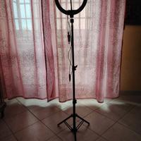 Lampada porta cellulare x fare video amatoriali