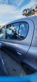 TOYOTA YARIS 2003 - PORTA POSTERIORE SINISTRO