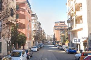 Appio tuscolano stanza ad uso condiviso