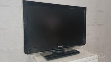 Televisore TV LCD Toshiba 22 con lettore DVD-DivX