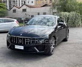 MASERATI Levante V6 Diesel AWD Gransport