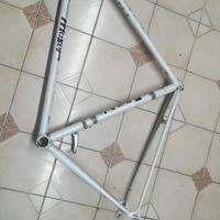 Telaio Moser tubi Columbus + Manubrio Campagnolo
