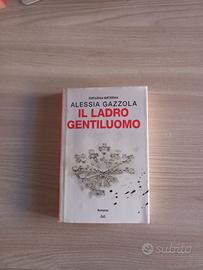 Romanzo "Il ladro gentiluomo" di Alessia Gazzola