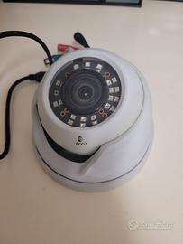 Sistema videosorveglianza AHD 4 telecamere