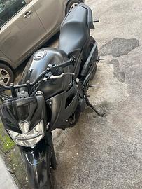 Yamaha xj6 A2