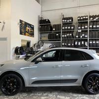 Cerchi NUOVI Porsche Macan GTS raggio 21 cod.78452