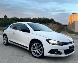 Volkswagen scirocco 2.0 140 cv DSG