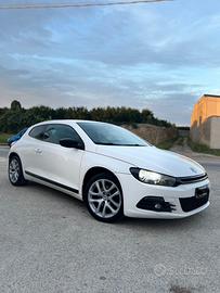 Volkswagen scirocco 2.0 140 cv DSG