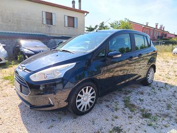 Ford B-Max 1.5 TDCi 75 CV Titanium