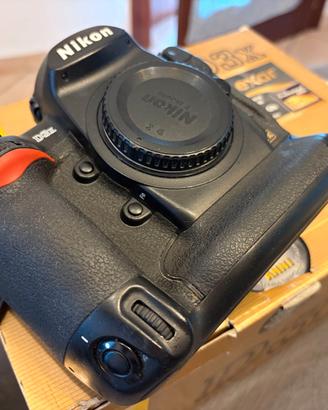 Nikon D3X