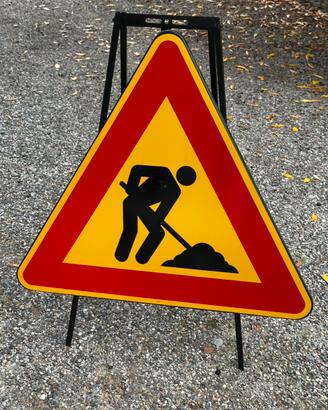 Cartello lavori in corso