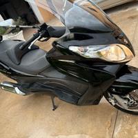 Suzuki burgman 400