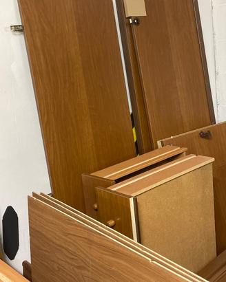 Armadio in vero legno