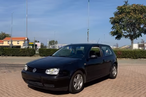 Golf IV 1.6 benzina