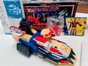 robot GOTRINITON base TAKATOKU made in Japan